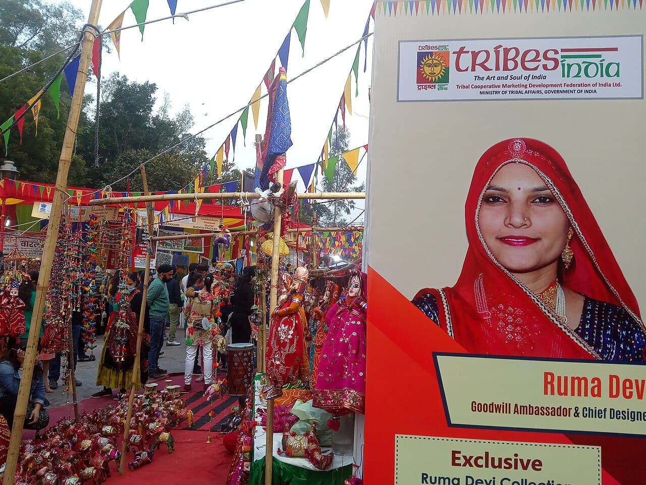 Dilli Haat crafts market, Delhi