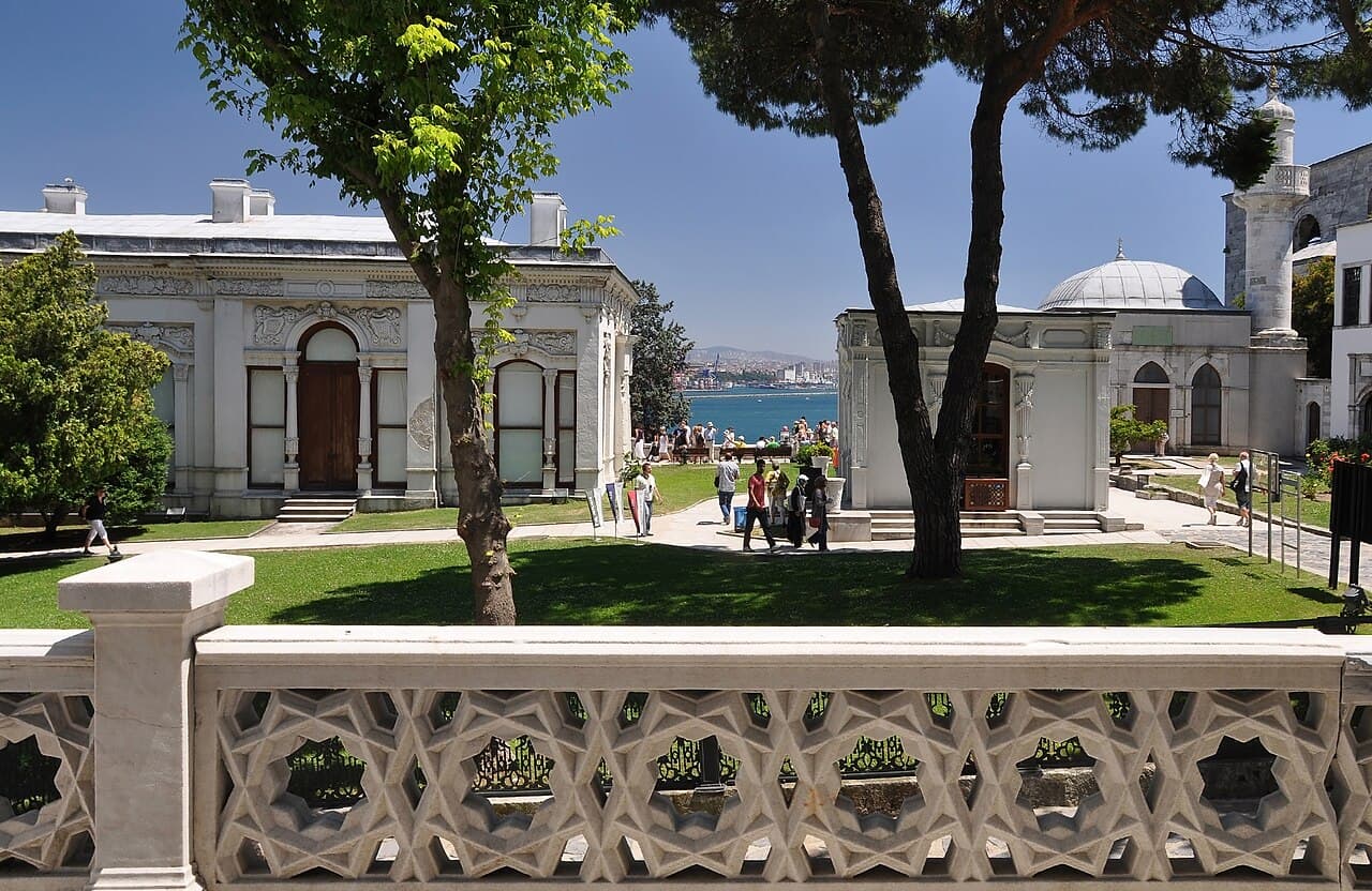 A courtyard of Topkapı Palace, Istanbul