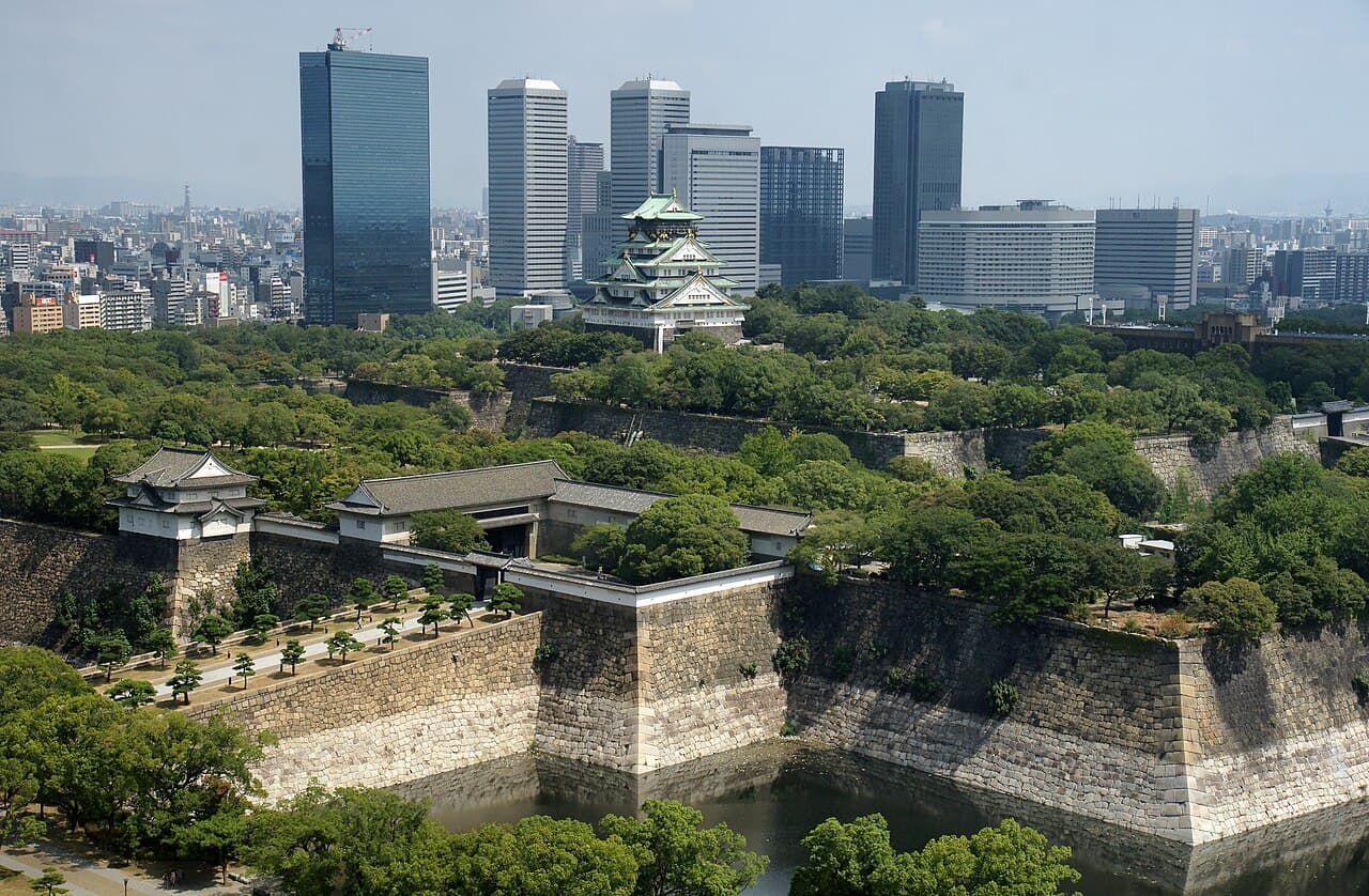 Osaka Museum of History with the castle