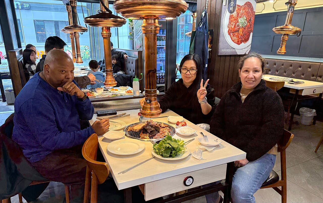 Korean barbecue grilling at the table, Seoul