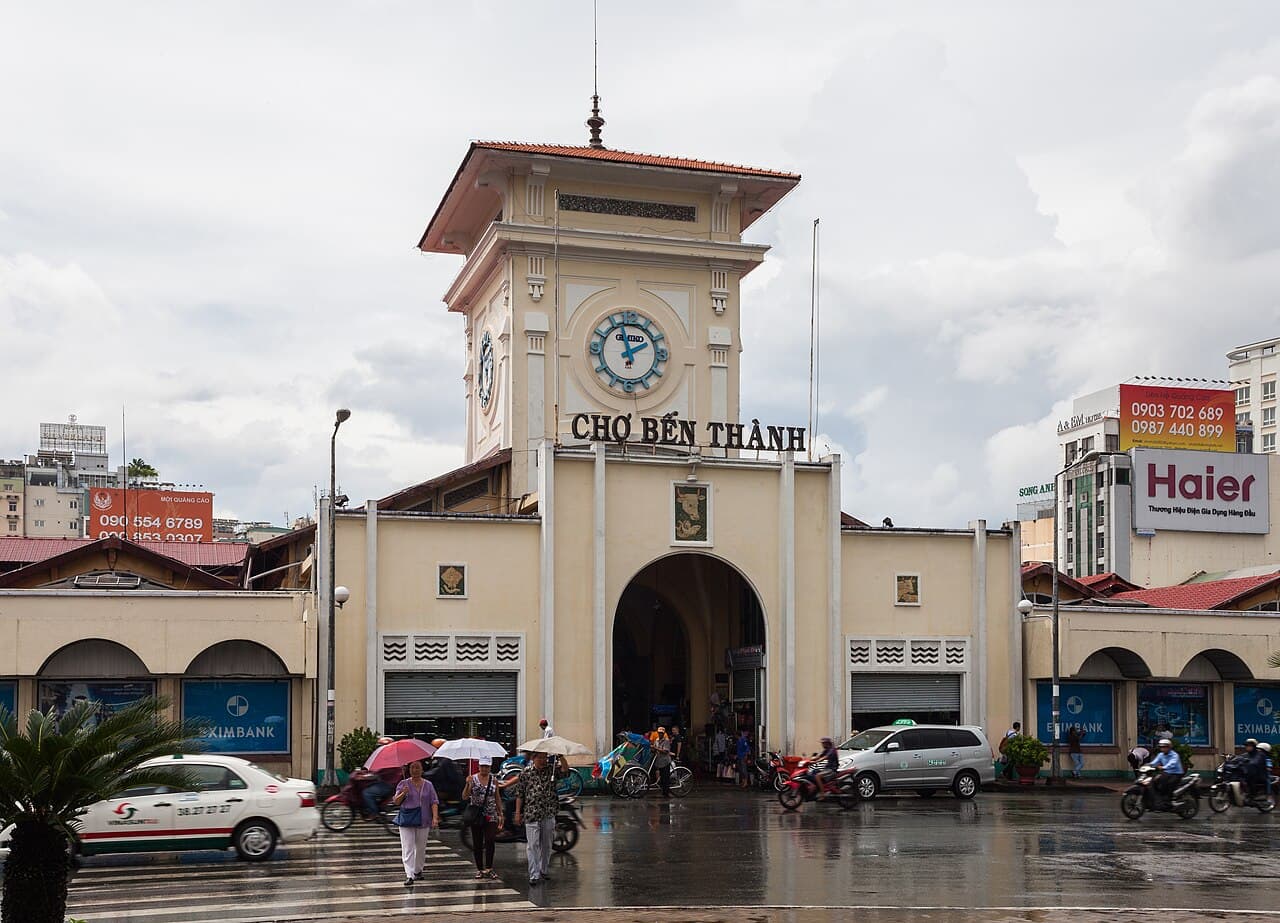Streets of Pham Ngu Lao & Bui Vien, Ho Chi Minh City