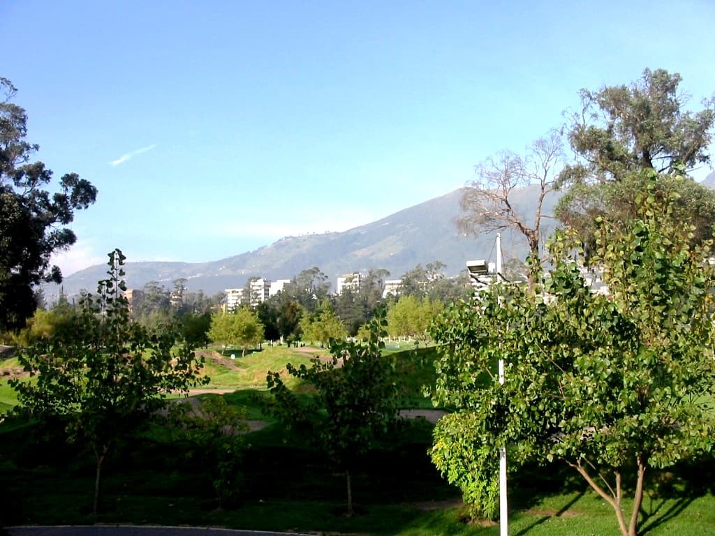 Streets of Parque La Carolina & the north, Quito