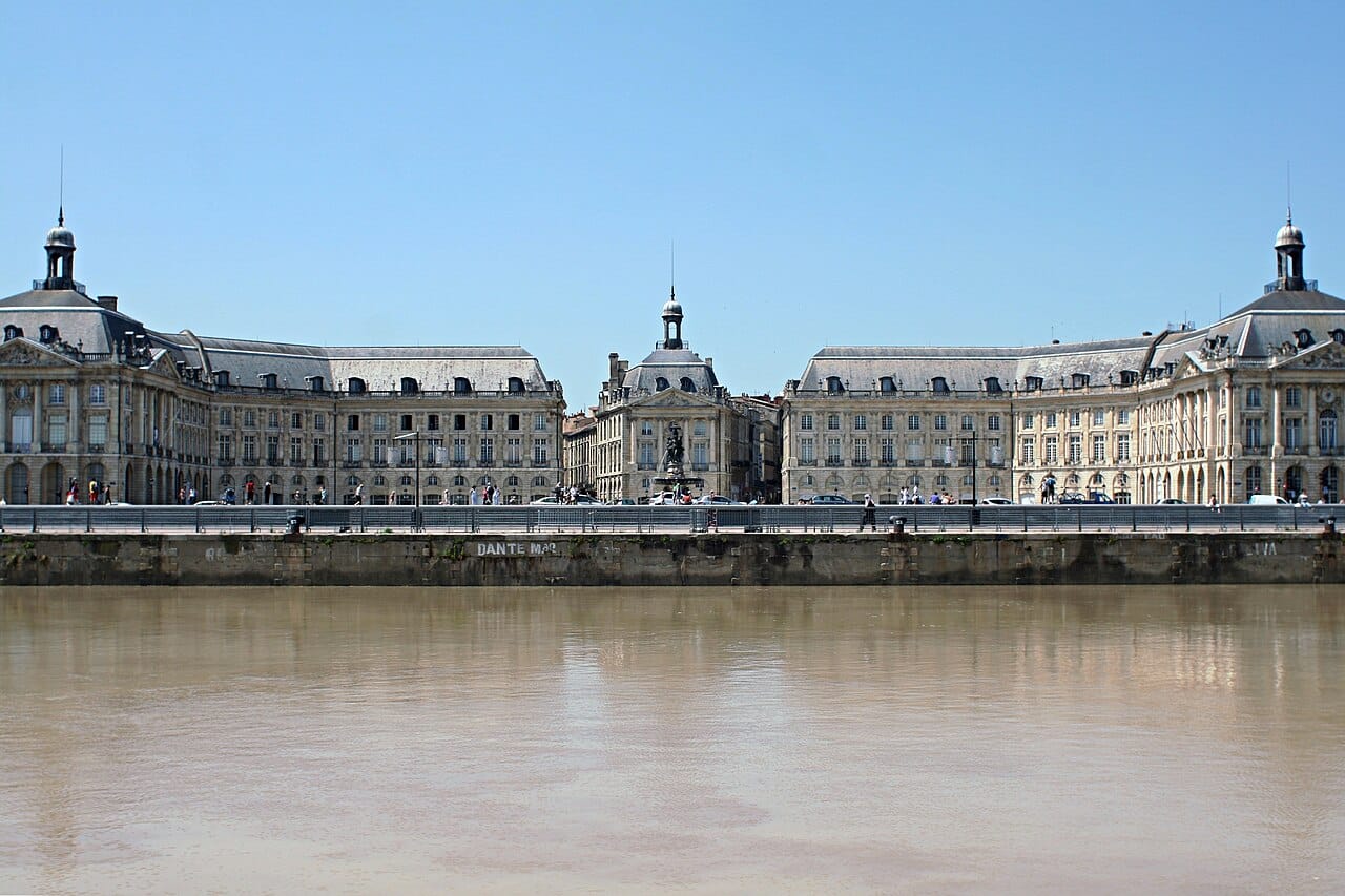 Bordeaux — Elegant wine capital of grand stone façades and a mirror plaza