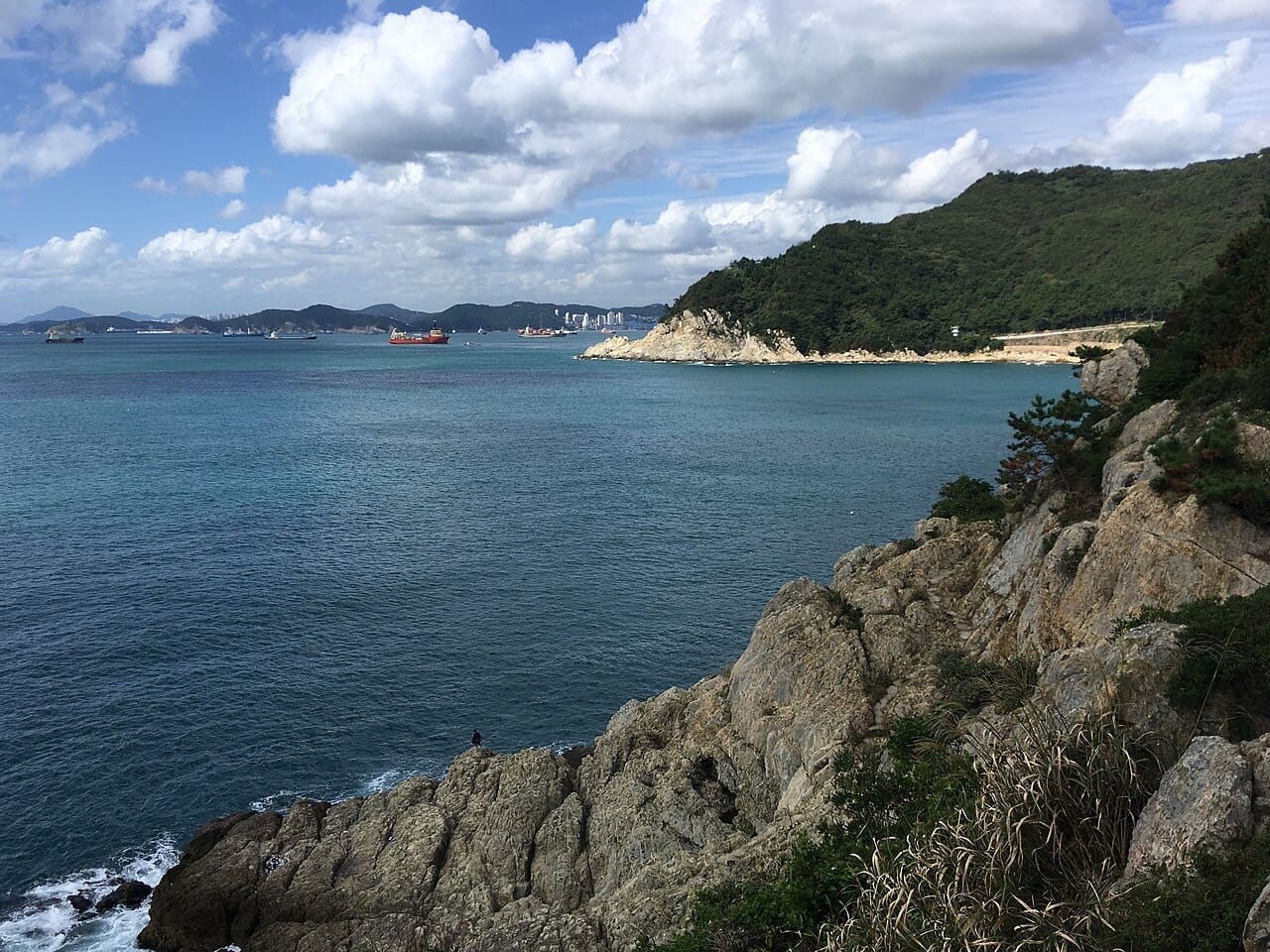 Streets of Songdo & the western coast, Busan