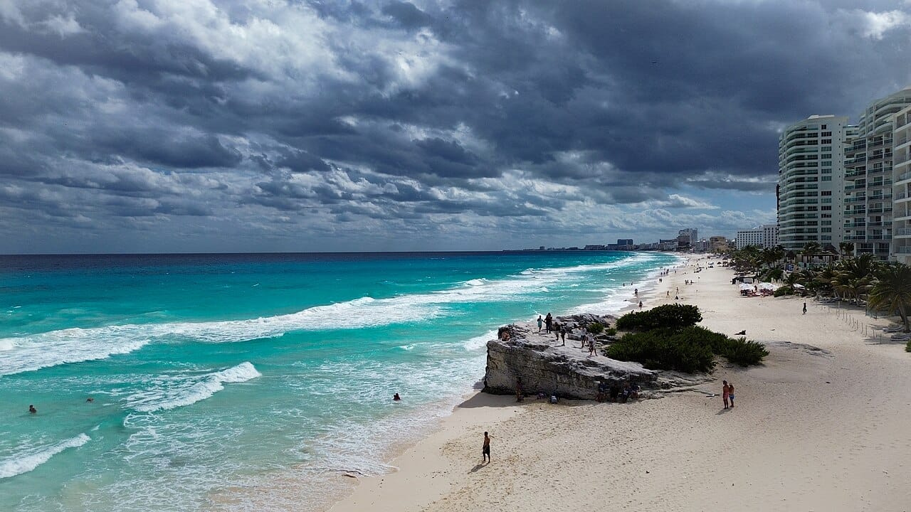 Cancún — Mexico's Caribbean beach-and-ruins capital