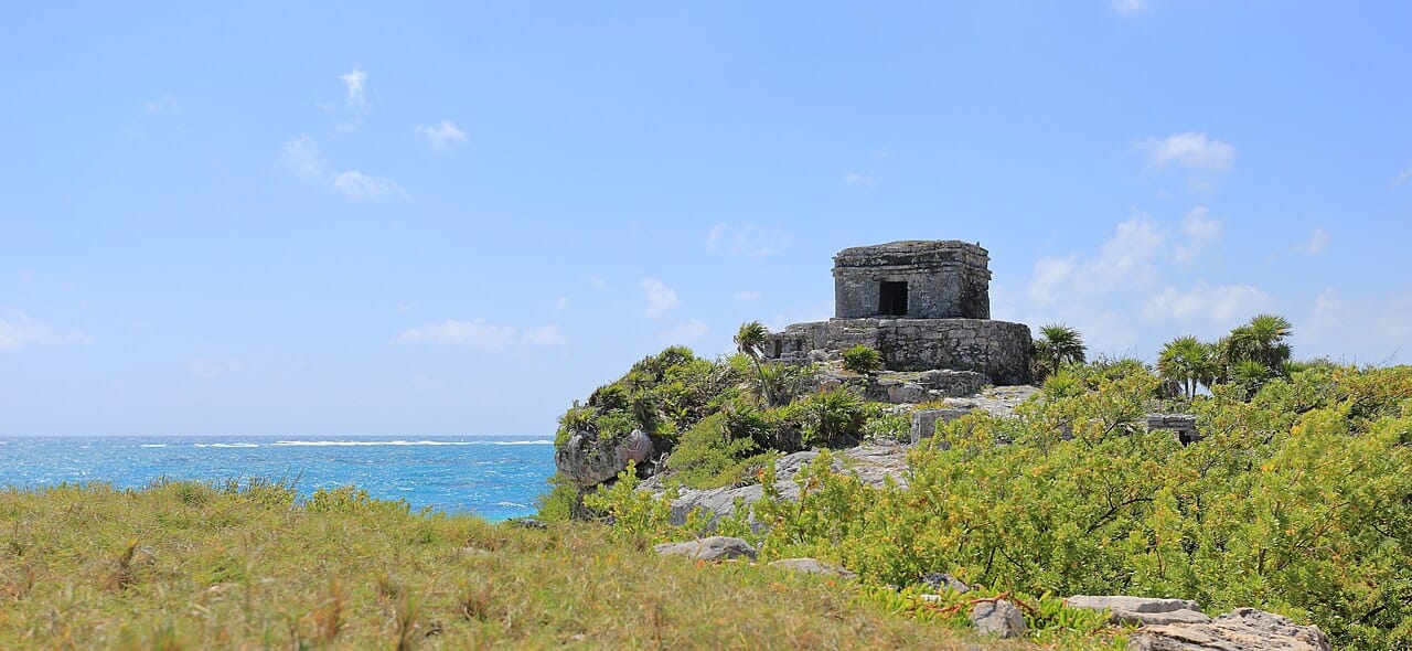 Tulum ruins and beach, near Cancún