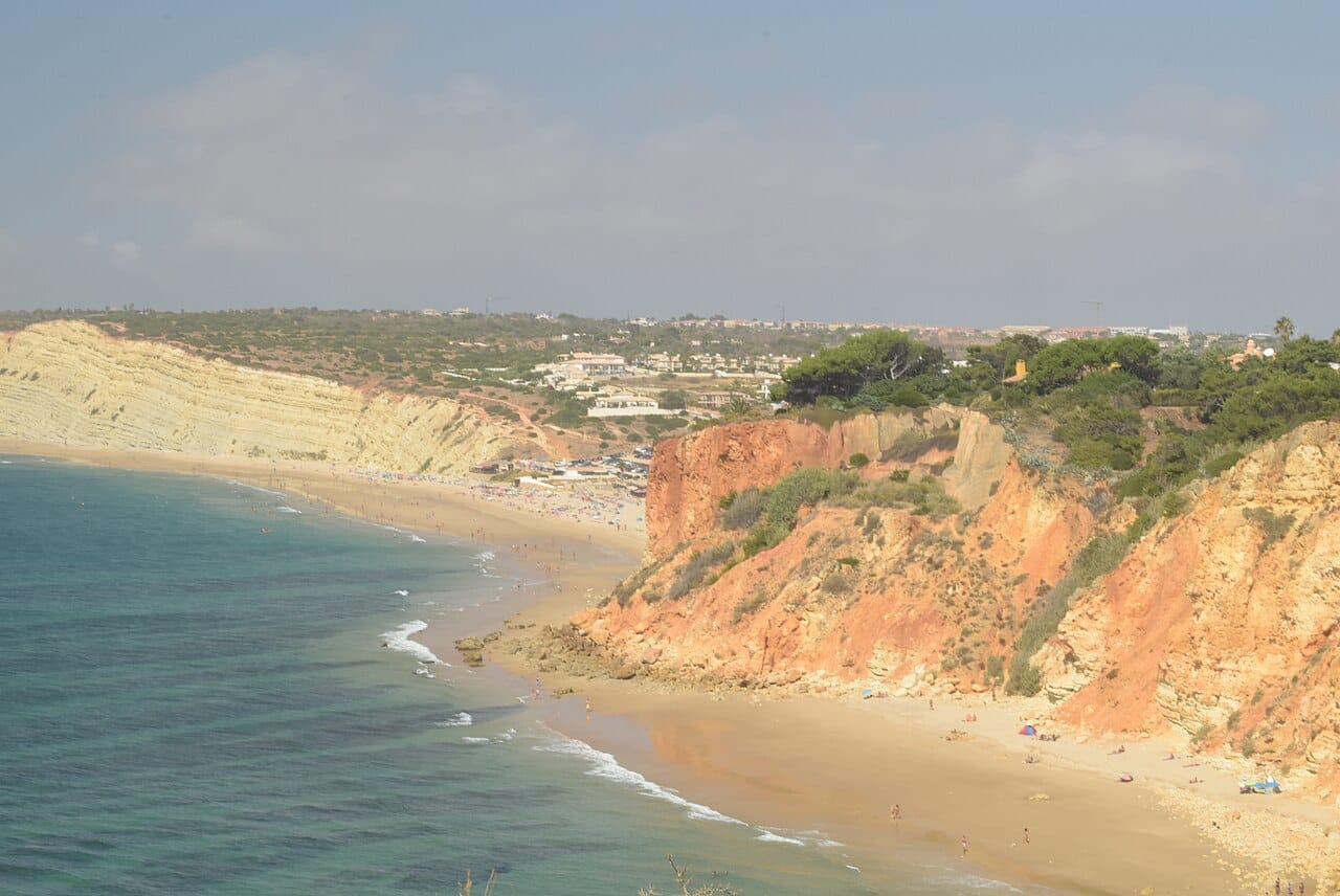 Praia do Porto de Mós, Lagos