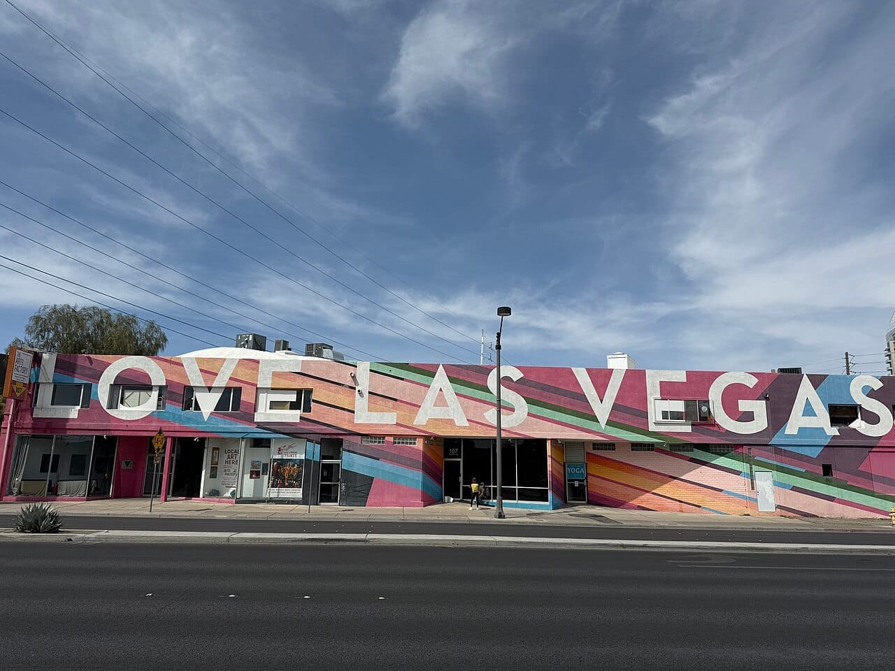 Murals and shopfronts in the Las Vegas Arts District