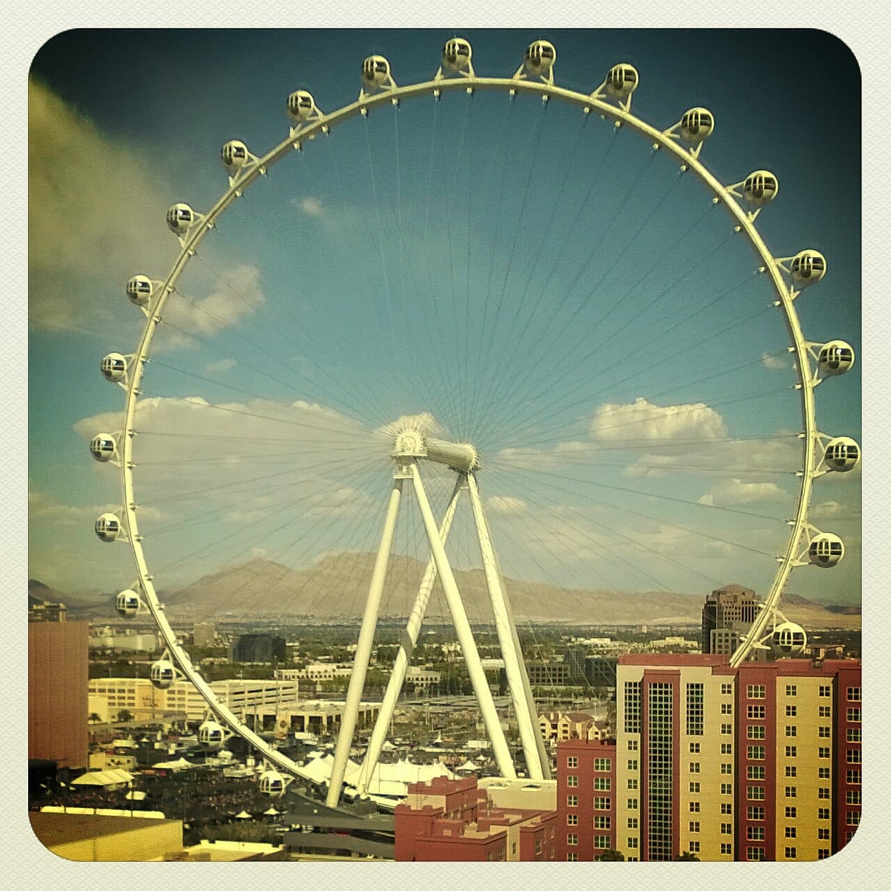 The High Roller observation wheel at the LINQ