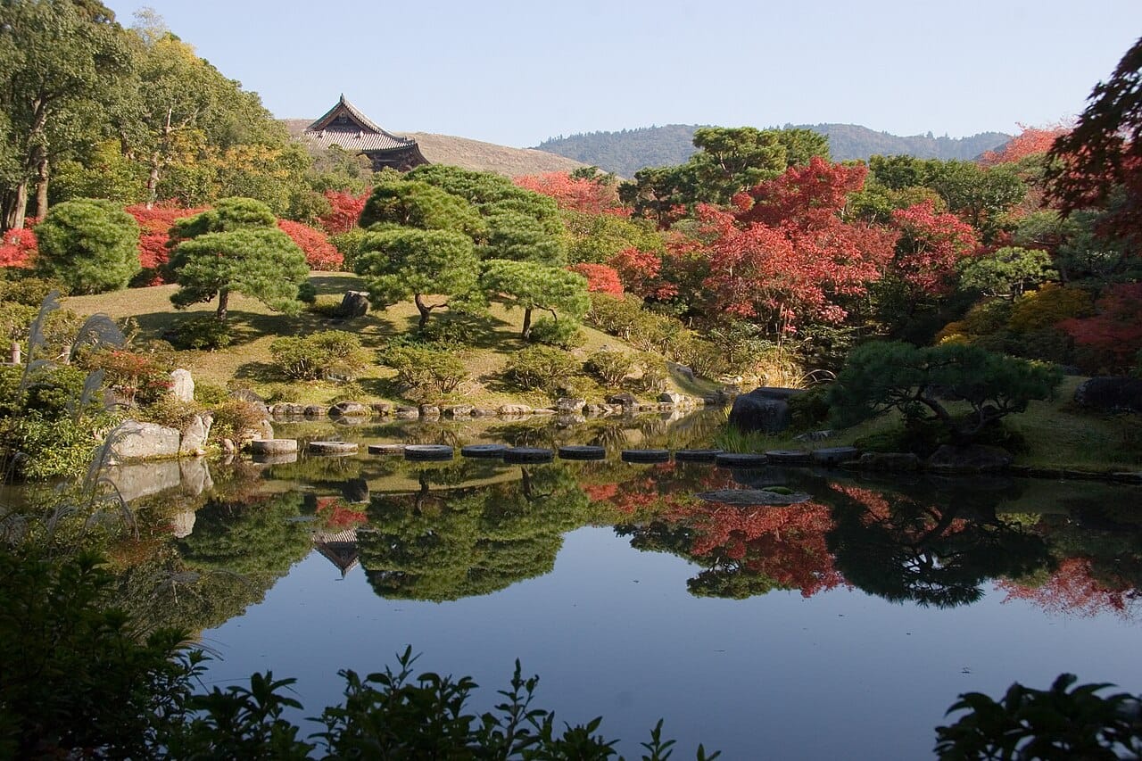 Isuien strolling garden in Nara